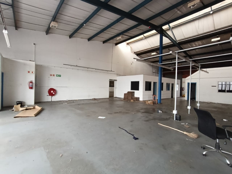 To Let Commercial Property for Rent in New Germany KwaZulu-Natal