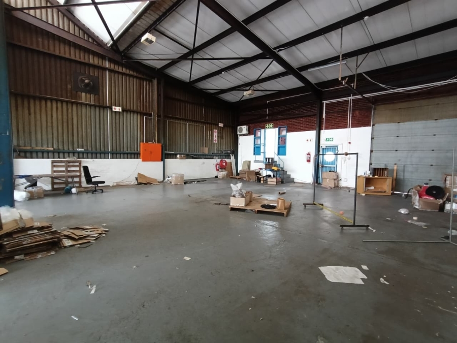 To Let Commercial Property for Rent in New Germany KwaZulu-Natal