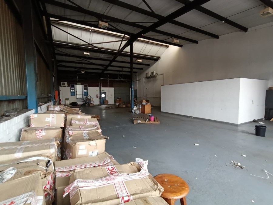 To Let Commercial Property for Rent in New Germany KwaZulu-Natal