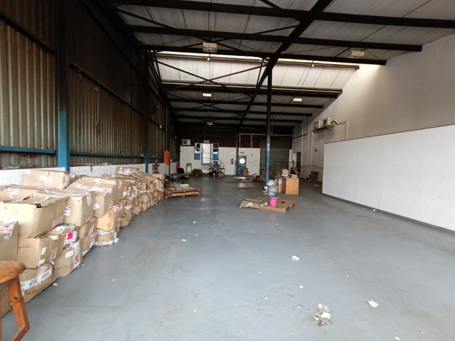 To Let Commercial Property for Rent in New Germany KwaZulu-Natal