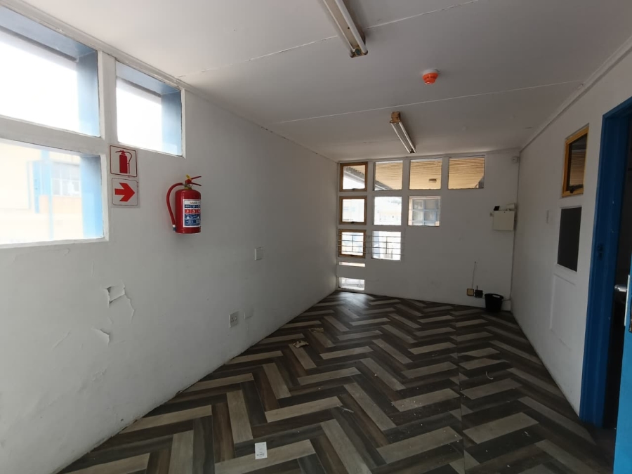 To Let Commercial Property for Rent in New Germany KwaZulu-Natal