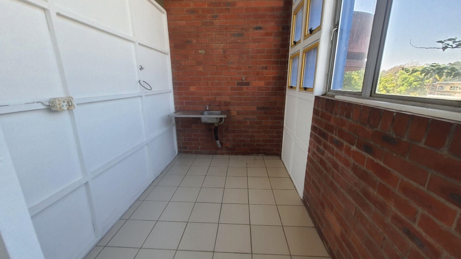 To Let Commercial Property for Rent in New Germany KwaZulu-Natal
