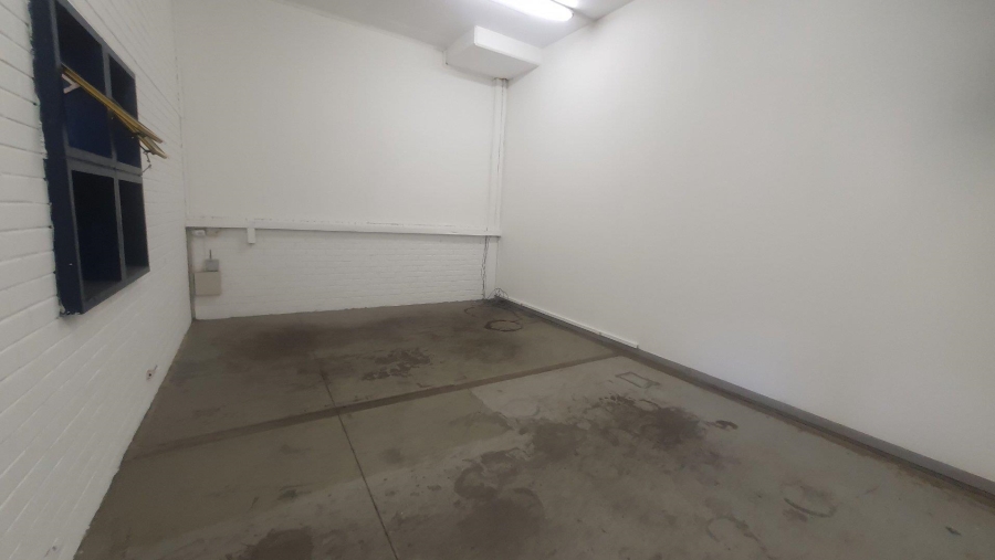 To Let Commercial Property for Rent in New Germany KwaZulu-Natal
