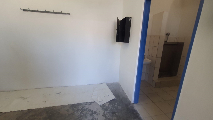 To Let Commercial Property for Rent in New Germany KwaZulu-Natal