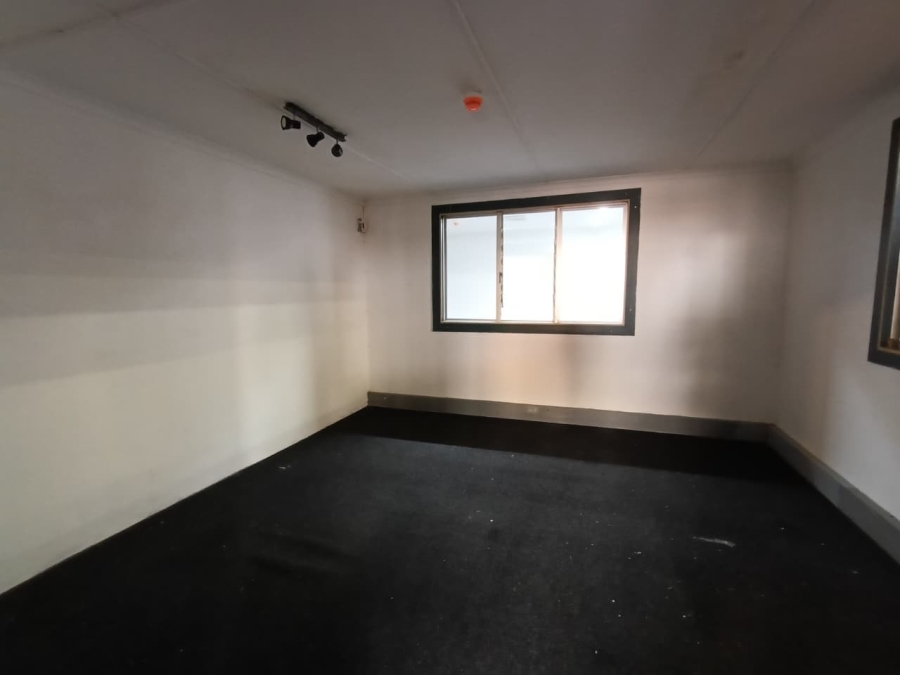 To Let Commercial Property for Rent in New Germany KwaZulu-Natal