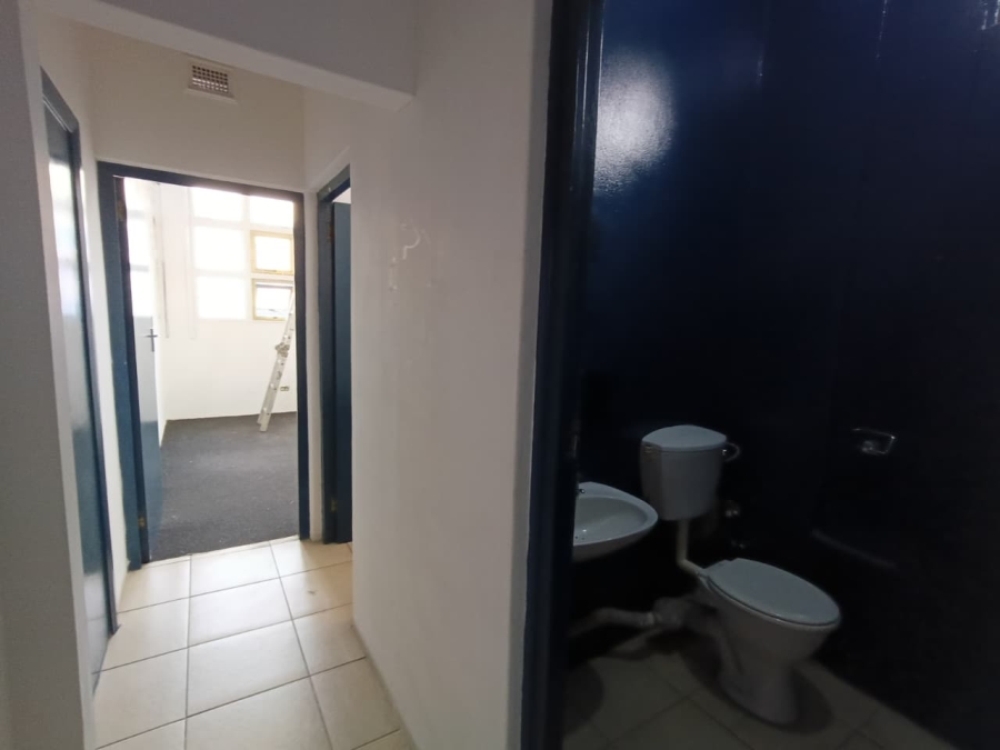 To Let Commercial Property for Rent in New Germany KwaZulu-Natal