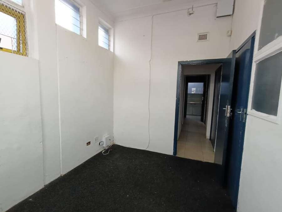 To Let Commercial Property for Rent in New Germany KwaZulu-Natal