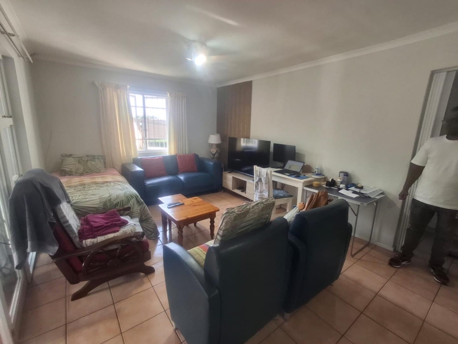 To Let 2 Bedroom Property for Rent in Hillcrest KwaZulu-Natal