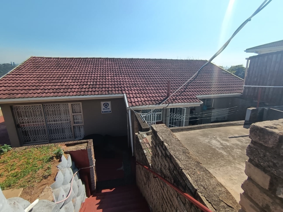 To Let 3 Bedroom Property for Rent in Bluff KwaZulu-Natal