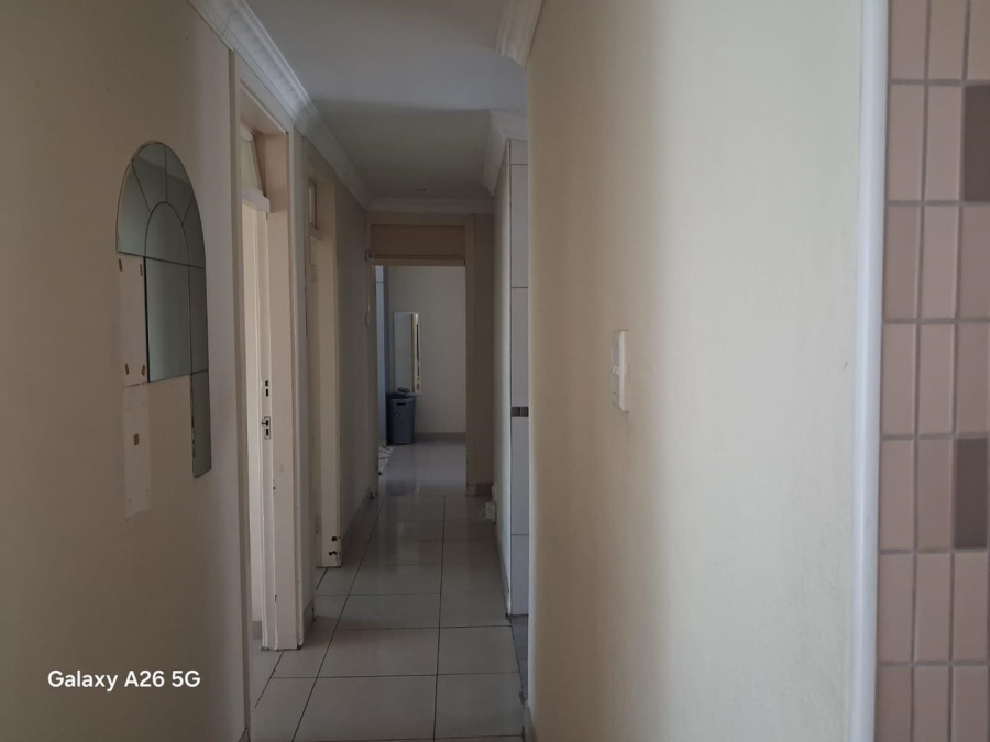 To Let 3 Bedroom Property for Rent in Bluff KwaZulu-Natal