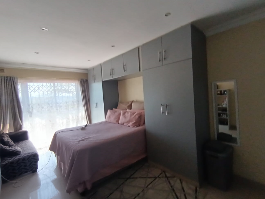 To Let 3 Bedroom Property for Rent in Bluff KwaZulu-Natal