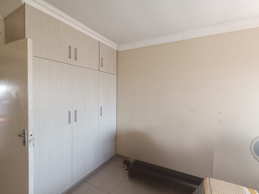 To Let 3 Bedroom Property for Rent in Bluff KwaZulu-Natal