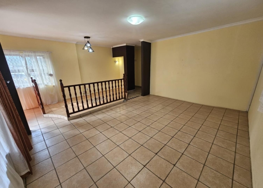 To Let 3 Bedroom Property for Rent in Bluff KwaZulu-Natal