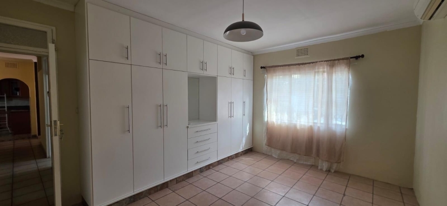 To Let 3 Bedroom Property for Rent in Bluff KwaZulu-Natal