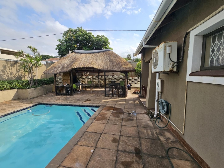 To Let 3 Bedroom Property for Rent in Bluff KwaZulu-Natal