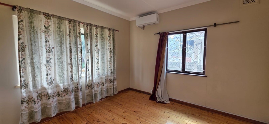To Let 3 Bedroom Property for Rent in Bluff KwaZulu-Natal