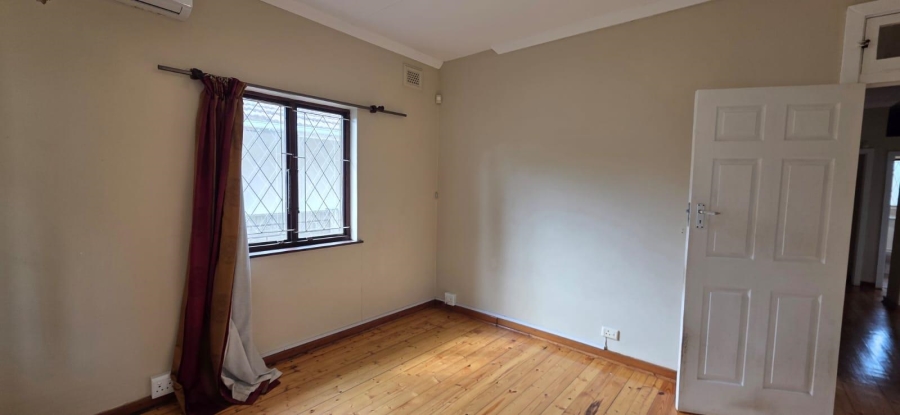 To Let 3 Bedroom Property for Rent in Bluff KwaZulu-Natal