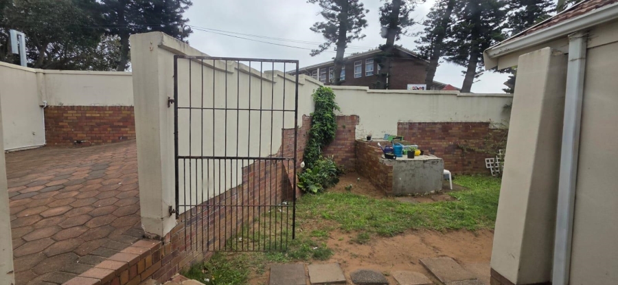 To Let 3 Bedroom Property for Rent in Bluff KwaZulu-Natal