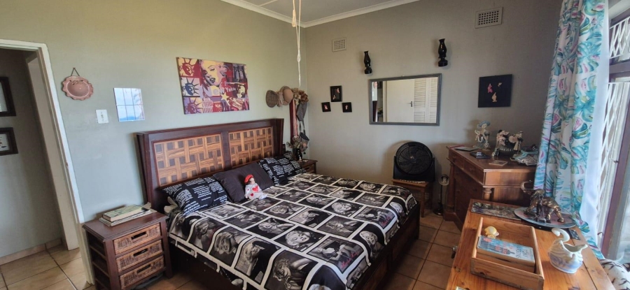 3 Bedroom Property for Sale in Black Rock KwaZulu-Natal