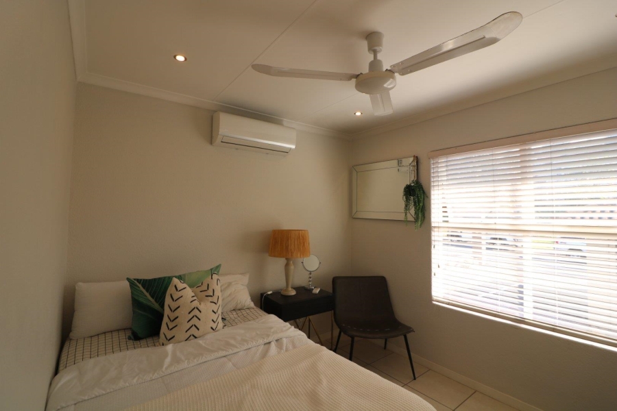To Let 2 Bedroom Property for Rent in Durban North KwaZulu-Natal