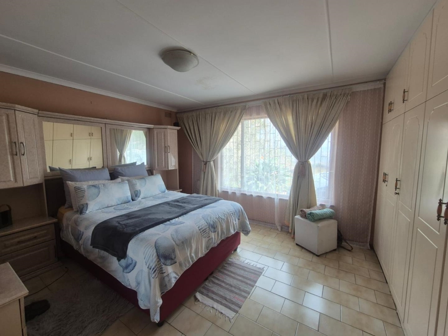 3 Bedroom Property for Sale in Regency Park KwaZulu-Natal