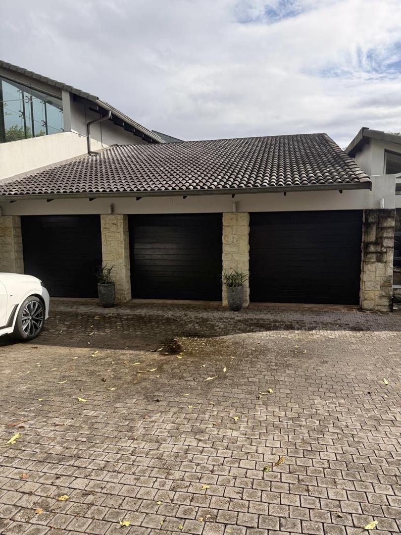 4 Bedroom Property for Sale in Meer En See KwaZulu-Natal