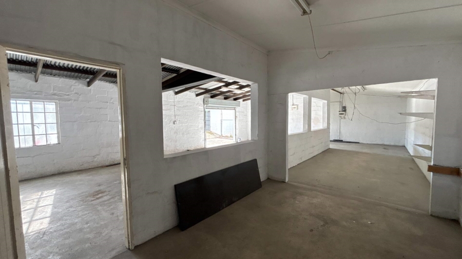 To Let Commercial Property for Rent in Howick North KwaZulu-Natal