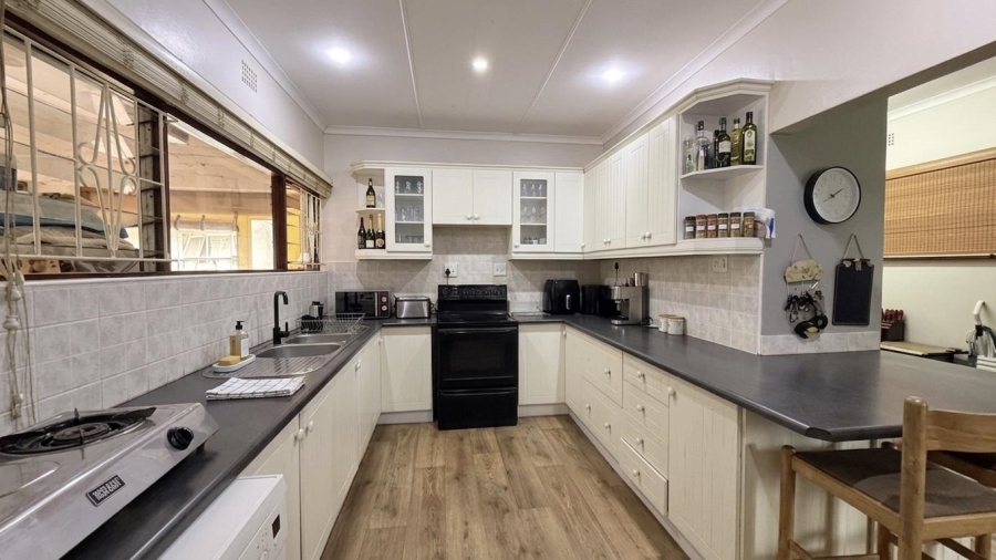 4 Bedroom Property for Sale in Merrivale Heights KwaZulu-Natal