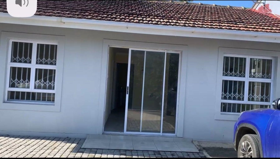 To Let 2 Bedroom Property for Rent in Westbrook KwaZulu-Natal