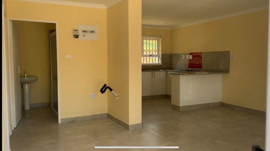 To Let 2 Bedroom Property for Rent in Westbrook KwaZulu-Natal