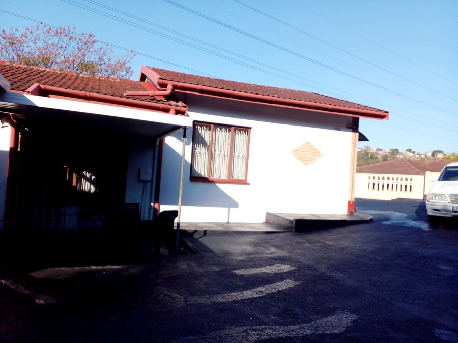 4 Bedroom Property for Sale in Shallcross KwaZulu-Natal