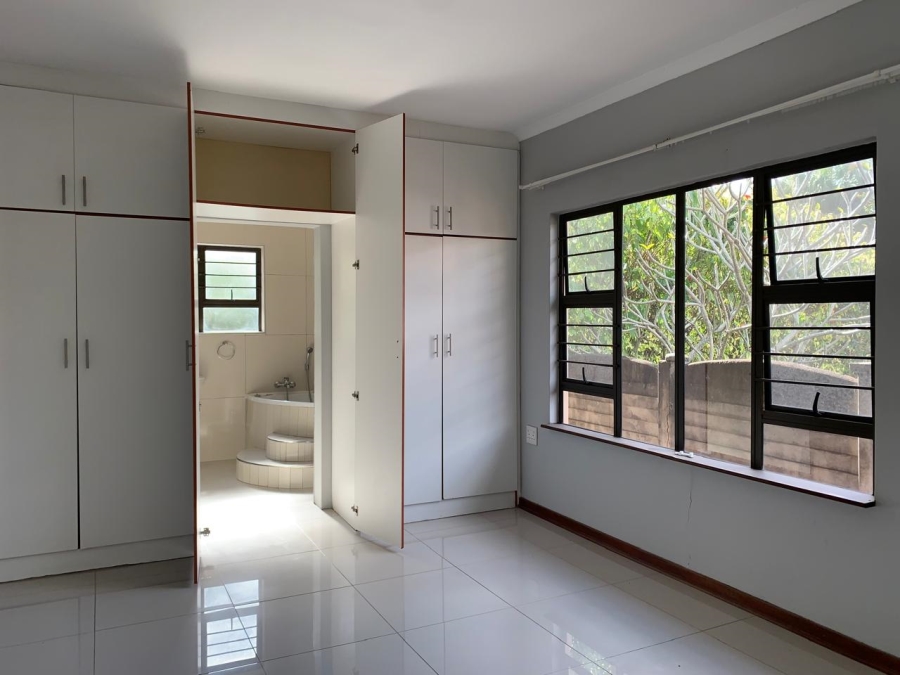 To Let 0 Bedroom Property for Rent in Manors KwaZulu-Natal