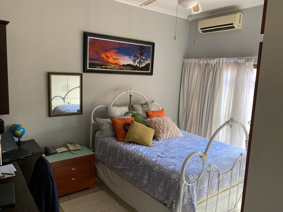 To Let 0 Bedroom Property for Rent in Manors KwaZulu-Natal