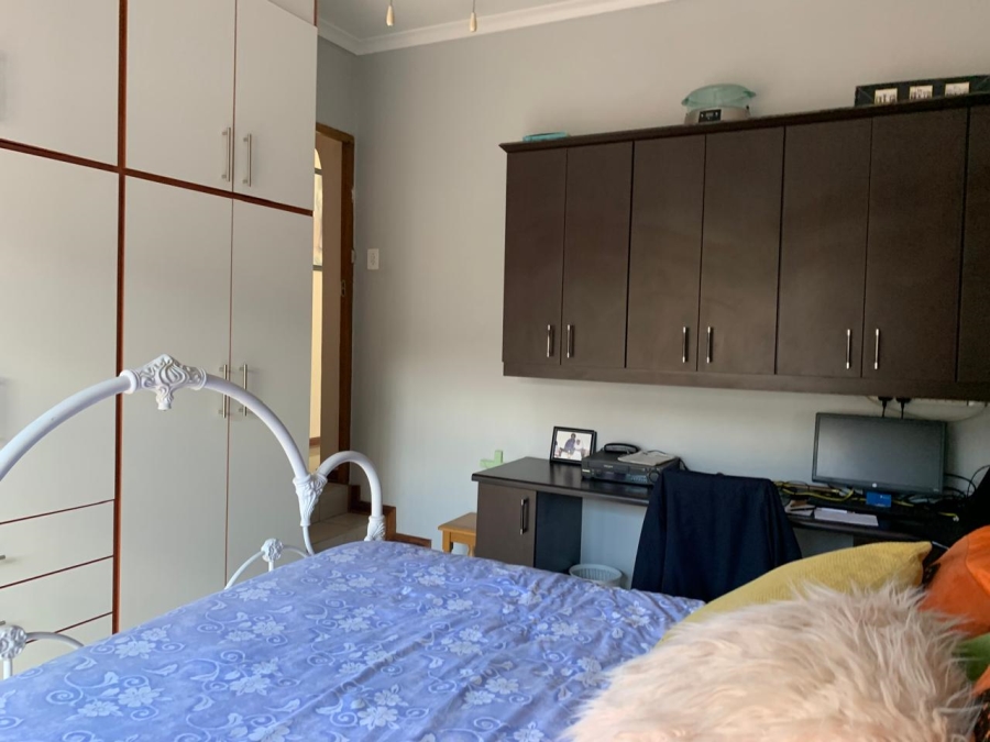 To Let 0 Bedroom Property for Rent in Manors KwaZulu-Natal