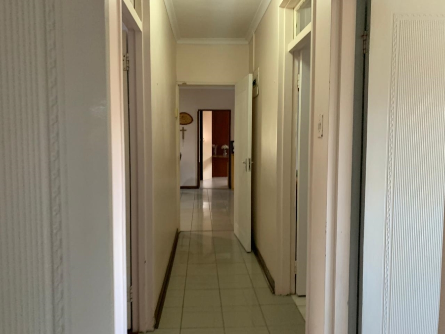 To Let 0 Bedroom Property for Rent in Manors KwaZulu-Natal
