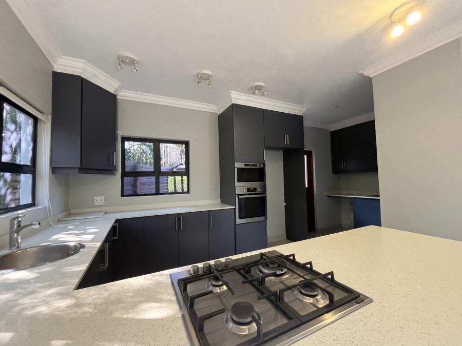 To Let 3 Bedroom Property for Rent in Salt Rock KwaZulu-Natal