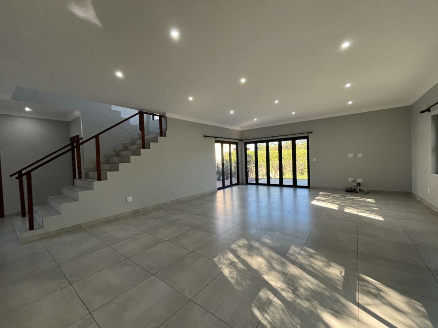 To Let 3 Bedroom Property for Rent in Salt Rock KwaZulu-Natal
