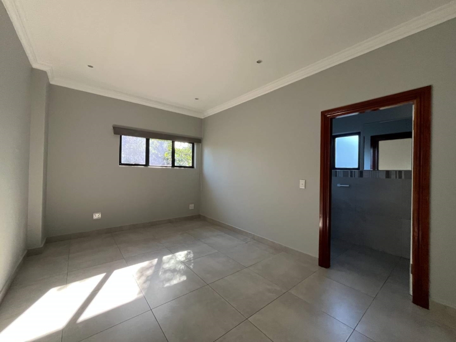 To Let 3 Bedroom Property for Rent in Salt Rock KwaZulu-Natal