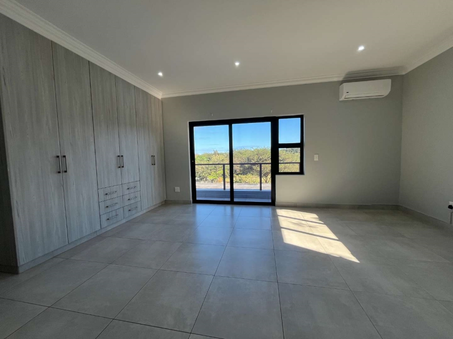 To Let 3 Bedroom Property for Rent in Salt Rock KwaZulu-Natal