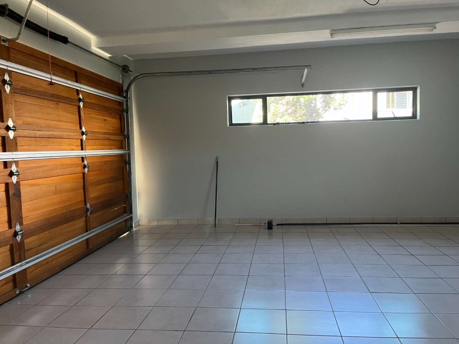 To Let 3 Bedroom Property for Rent in Salt Rock KwaZulu-Natal