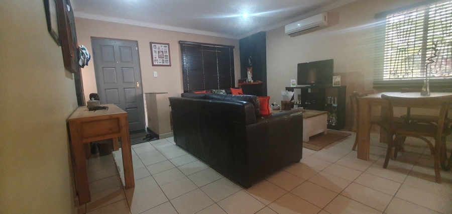 3 Bedroom Property for Sale in Brindhaven KwaZulu-Natal