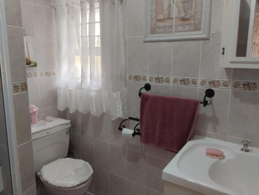 4 Bedroom Property for Sale in Chiltern Hills KwaZulu-Natal