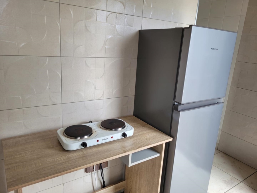 To Let 1 Bedroom Property for Rent in Bluff KwaZulu-Natal