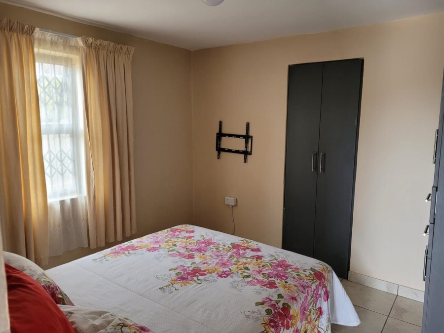 To Let 1 Bedroom Property for Rent in Bluff KwaZulu-Natal