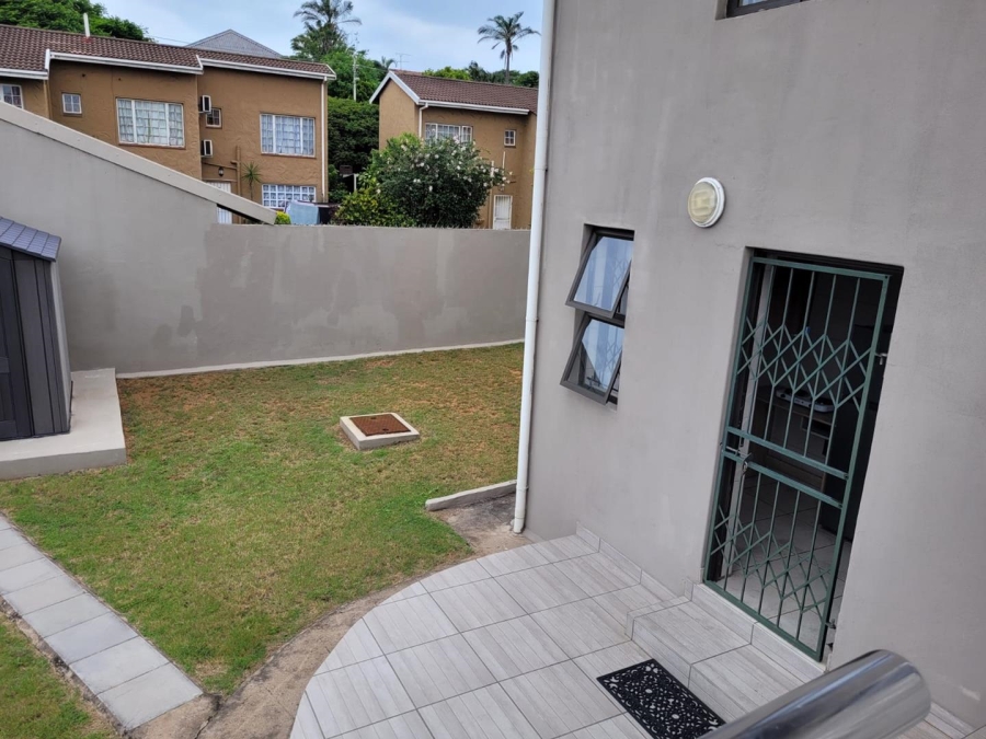 To Let 1 Bedroom Property for Rent in Bluff KwaZulu-Natal