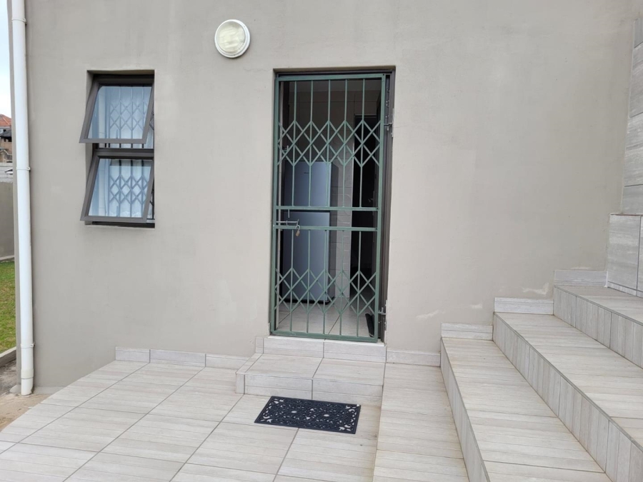 To Let 1 Bedroom Property for Rent in Bluff KwaZulu-Natal