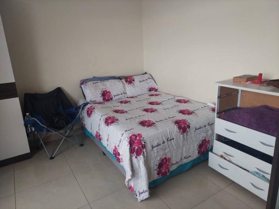 2 Bedroom Property for Sale in Point KwaZulu-Natal