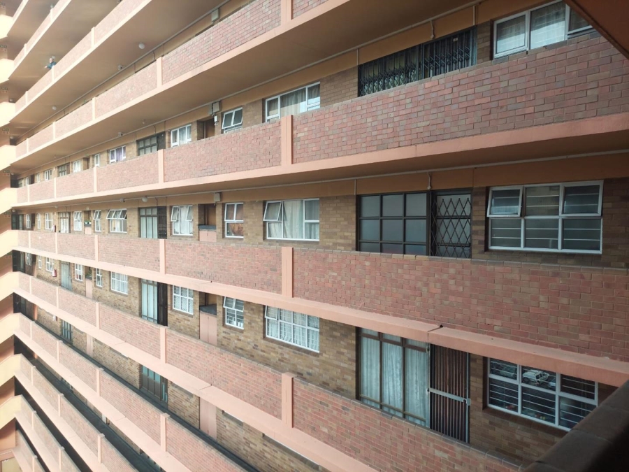2 Bedroom Property for Sale in Point KwaZulu-Natal