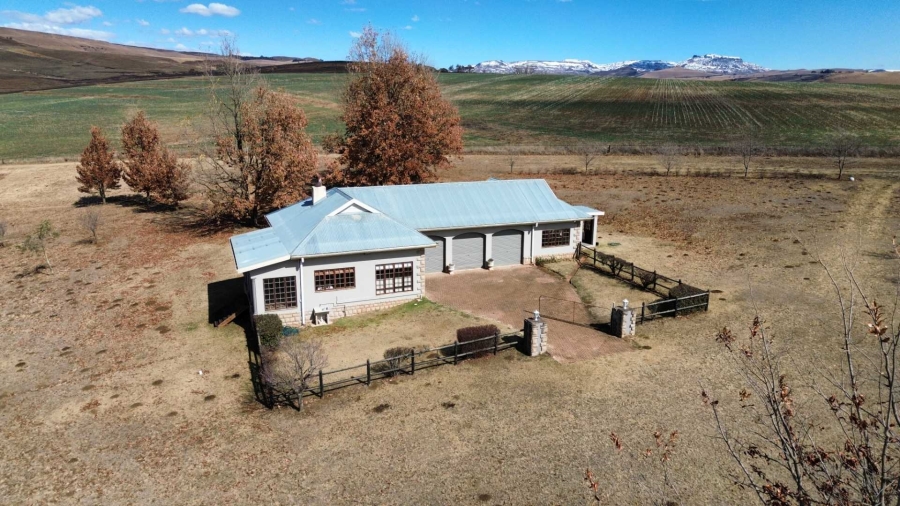 4 Bedroom Property for Sale in Nottingham Road KwaZulu-Natal