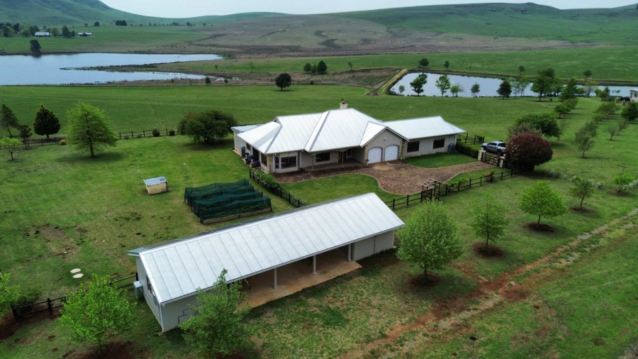4 Bedroom Property for Sale in Nottingham Road KwaZulu-Natal